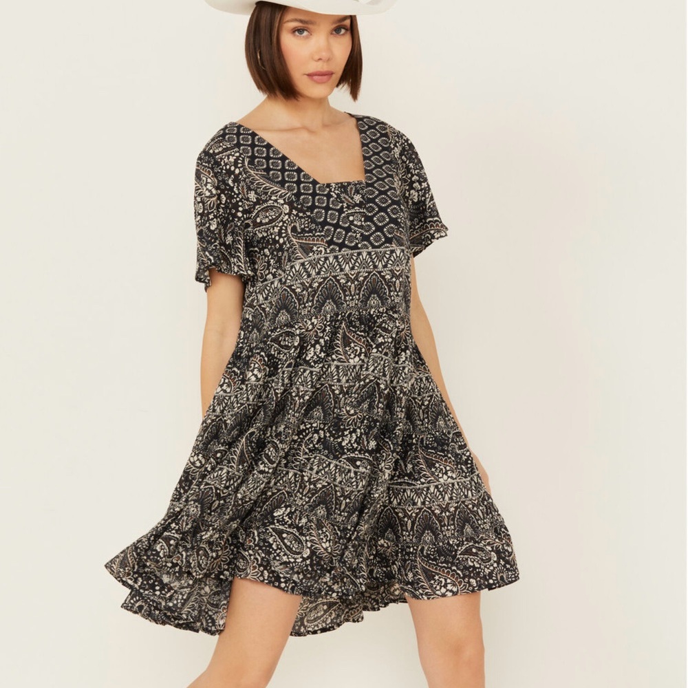 Bila 77 brand blue paisley western boho sun dress